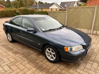 Volvo S60 2.4 170hk