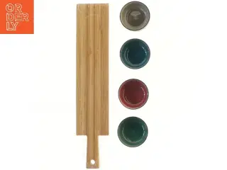 Tapas sæt med skåle og bræt fra Coop (str. 50x10 og ø 9 cm)