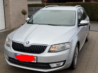 Skoda Ocatavia Combi ambition