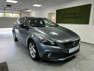 Volvo V40 Cross Country 1,6 D2 Momentum 115HK 5d 6g