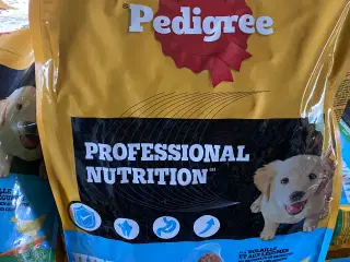 Pedigree hundemad