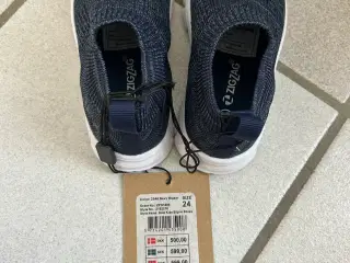 Ny/ubrugt ZigZag sneakers str. 24