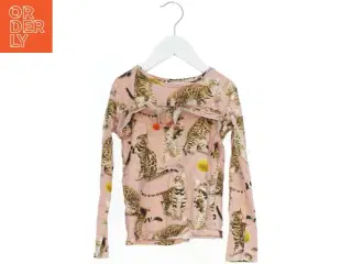 Langærmet bluse med kattemotiv fra Molo (str. 116)