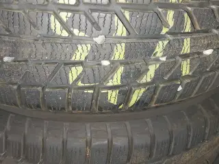 Vinterdæk med fælge til Hyundai I 10, næsten nye