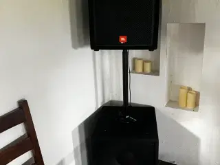 Tosset fine fest og hifi højtaler 