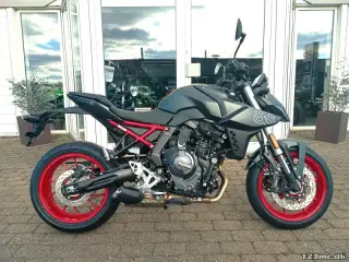 Suzuki GSX-8S