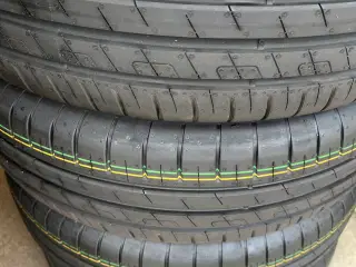Nye sommerdæk. 185-65-15 Goodyear.