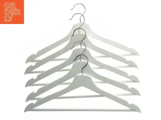 Bøjlesæt med 5 hvide bøjler (str. 43 cm. 5 stykker)