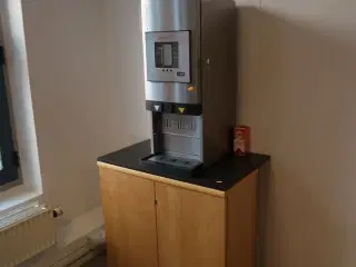 Kaffemaskine BRAVILOR BONAMAT Bolero Turbo samt skab