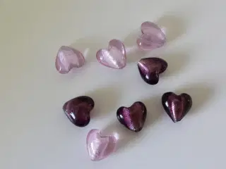 8 fine små glas hjerter 