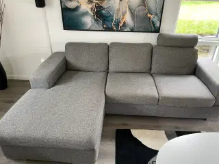 Sofa med chaiselong og 2 lænestole + sofabord