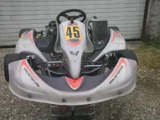 RM1 Rotax DD2 gokart