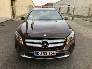 Mercedes GLA 200