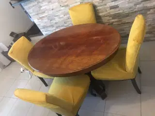 Antik oval bord og 4 stole