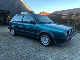 Golf 2 1,8 90 hk Sælges