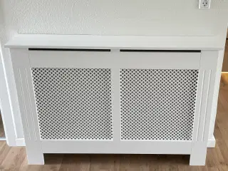 Dekorativ Radiatorskjuler i hvid