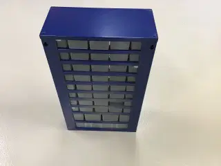 Racing Logic skuffereol, med 45 rum