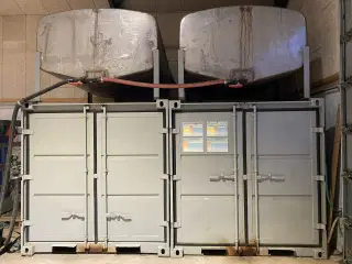 Isolerede containere med rustfri ståltanke