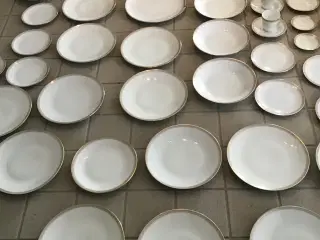 Spise og kaffestel