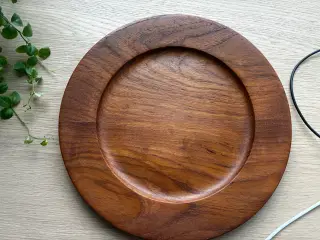 7 stk. teak dækketallerkner, "Wiggers Denmark"