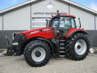 Case IH MAGNUM 260 CVX med frontlift, affjedret foraksel og affjedret kabine.