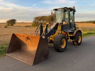 New Holland W80TC HS gummiged – 2007 – 118.000 kr.