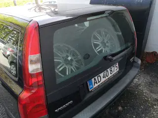 Volvo V 70 2.4