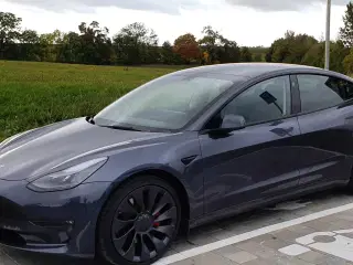 Tesla Model 3 Performance 2022 good condition