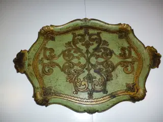 Gammel bakke sælges.