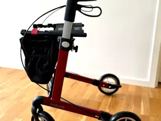 Server Rollator i Perfekt Stand