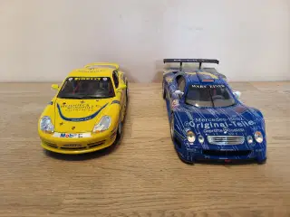 Modelbiler 2 stk. 500 kr. 1:18