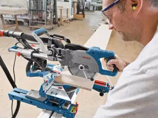 BOSCH GCM 8 SJL Pro Kap-/Geringssav