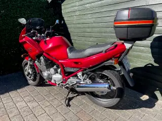 Yamaha XJ 900