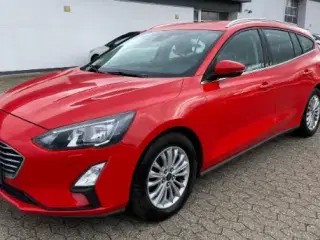 Ford Focus 1,0 EcoBoost Titanium stc.
