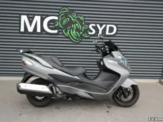 Suzuki AN 400 Burgman MC-SYD       BYTTER GERNE