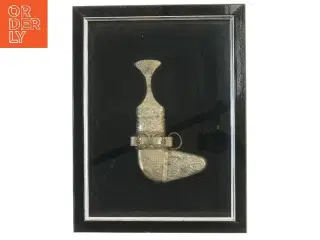 Indrammet dekorativ kniv (str. 42x32 cm)