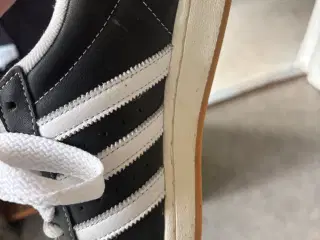 Adidas korn superstar