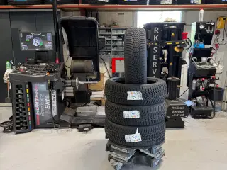 Hankook vinterdæk 205/55 19