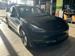 Tesla Model 3  Long Range RWD