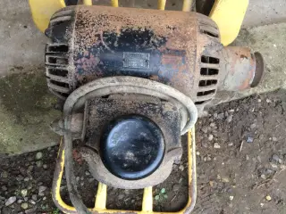 El. Motor 380V. 3 HK