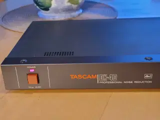 Tascam DX-4D DBX1 Professional Noise Reduction Uni
