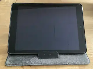 Ipad  32 GB med cover