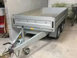 BUGGI TRAILER 