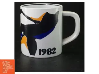 Krus med abstrakt design 1982 fra Royal Copenhagen (str. H 12 cm)