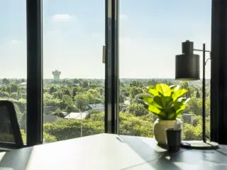 Kontorlejemål på 1.383 m² i Winghouse i Ørestad City