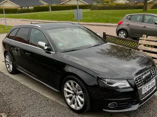 Audi S4 3,0