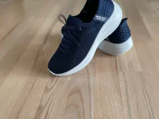 skechers-slip-ins sko og sandaler