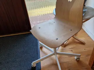 Næsten nye kontorstole
