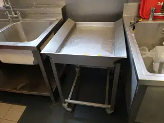 Rustfri stålbord
