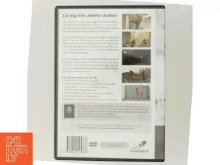 Modellfoto utanfr studion (DVD)